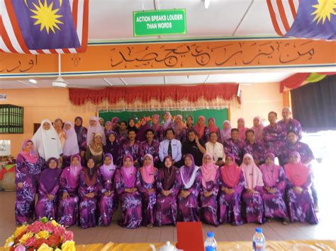 10) token of appreciation penyampaian cenderahati. SEKOLAH KEBANGSAAN SERI DUYONG,MELAKA: SESSI PENYAMPAIAN ...