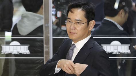 South Korean Court Rejects Samsung Exec Arrest Warrant Request
