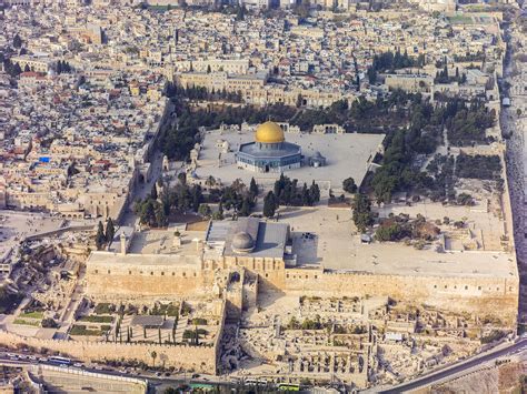 Temple Mount Islamic Groups Who Harass Jews Get Banned By Israel Jewish And Israel News