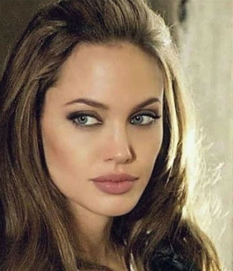 Pin By Бьянка Бьянка On Angelina Jolie Angelina Jolie Hair Angelina