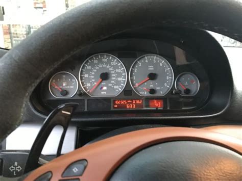 The grey leather / aluminum cube trim interior is in excellent condition. 2006 BMW E46 M3 BASE 2 DOOR COUPE SMG TRANSMISSION ...