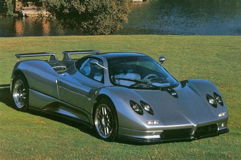 How fast can a pagini zonda go? Pagani Zonda: 20 aniversario y sorpresa en Ginebra ...