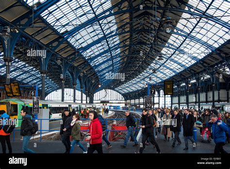 Brighton Station Sussex England Hove Train Stock Photo Alamy