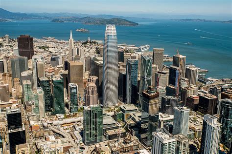 Salesforce Tower Hines