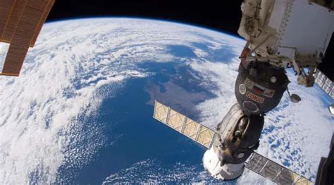 Live Hd Streaming Of Earth From The Iss International Space Station
