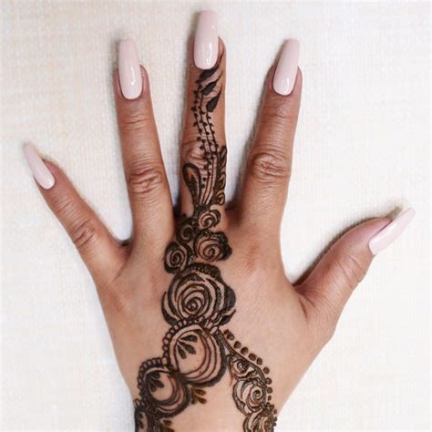 Henna And Mehndi Tips And Toes
