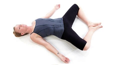Targeting primarily the legs, it is the perfect antidote to relax and stretch the muscles of the legs, especially after a long. Butterfly Pose Effects : How To Do The Baddha Konasana And ...