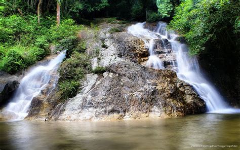Waterfalls Near Ulu Yam Selangor ~ Weird And Wonderful News Library