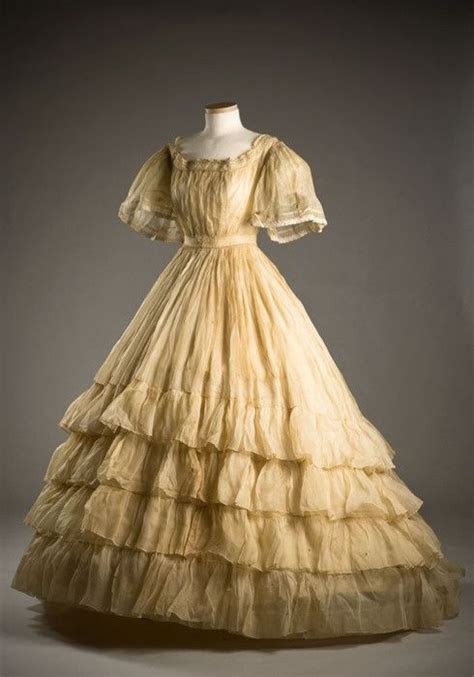 Mid 1800 Clothing Vintage Clothes Mid 1800s Historical Dresses