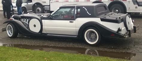 Getting up onto your feet, you shook your head and gave a little sneeze. 1000+ images about Cruella De Vil's Car on Pinterest ...
