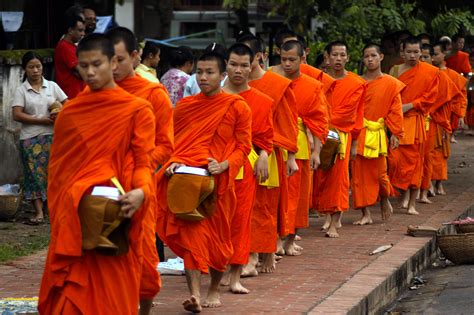 Filebuddhist Monks Laos 2009