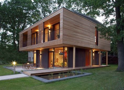 Desain rumah minimalis modern di lahan 7x12 meter, bangunan 2 lantai, beserta layout 3d, tampak fasade, dan contoh desain interior. Design Rumah Kayu Moden | Desainrumahid.com