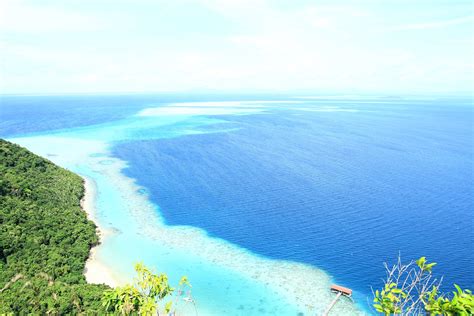 Inilah pulau dimana terdapat titik nol kilometer indonesia. Pulau Bohey Dulang kepulauan yang tercantik dunia di ...