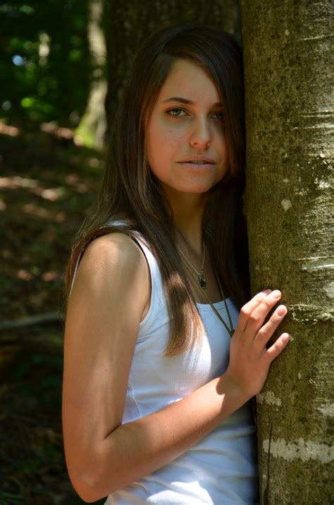Süsse Im Wald Foto And Bild Jugend Outdoor Menschen Bilder Auf