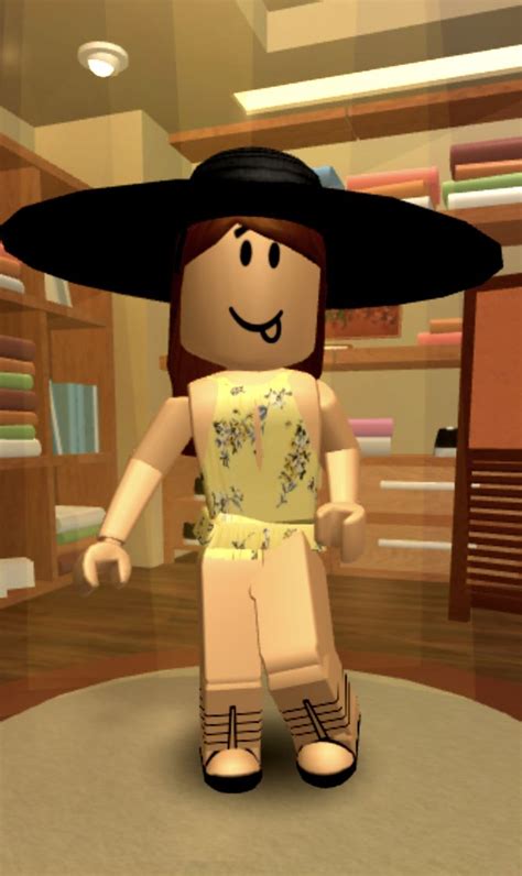 I Created A Cute Summer Outfit On Roblox Cute Summer Outfits Roblox