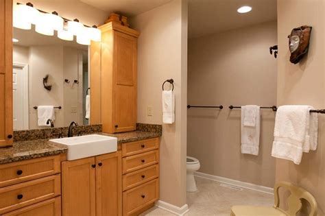 Your bathroom may have minimum square footage, but it can have maximum appeal! Bathroom Remodeling Ideas - DECORATHING