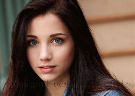 You can add depth to naturally dark hair with tonal highlights in bronzes and. Image - Girl-with-black-hair-green-eyes-olive-skin-guys ...
