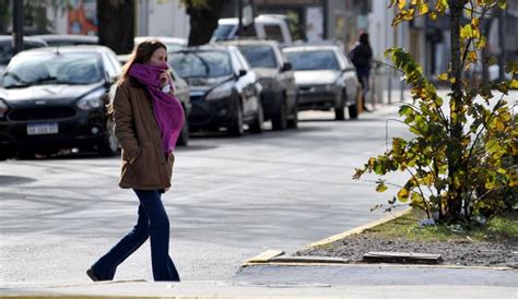 El pronóstico del tiempo para la ciudad de la plata, indica que este martes 1 de junio el cielo estará mayormente nublado por la mañana y la temperatura rondará entre 8 grados. Clima La Plata Smn - Inicio De Semana Con Un Clima ...
