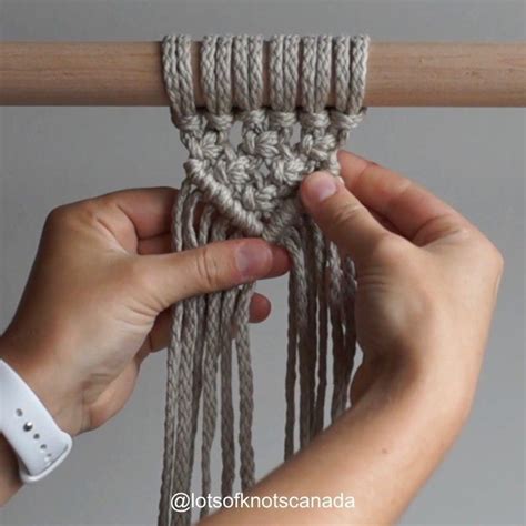 Starting Your Work This Pattern Only Uses Two Knots