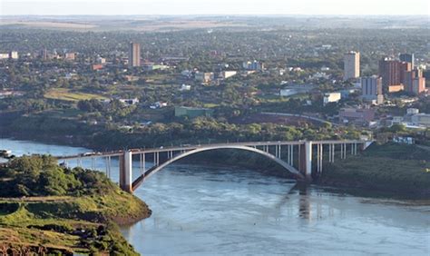 Mas a verdadeira tragédia foi enfrentada pelo país que, há um século e meio, terminou derrotado no conflito com esses três países aliados: Segurança é reforçada nas fronteiras do Brasil com ...