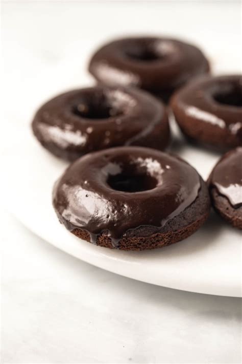 Vegan Chocolate Donuts Gluten Free And Oil Free The Vegan 8
