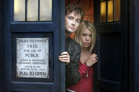 David Tennant Billie Piper Doctor Who Tenth Doctor Tardis Rose Tyler