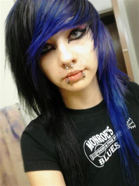 Like Her Piercings Too Potential Characters Pinterest Emo Girls My Hair And Black And Blue