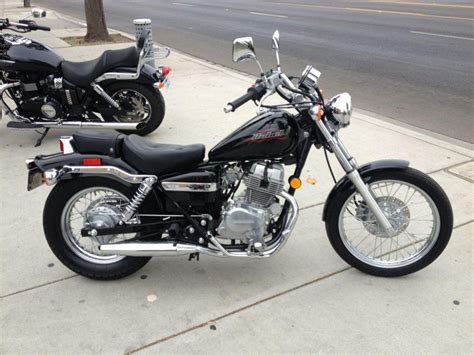 Max torque was 13.28 ft/lbs (18.0 nm) @ 5500rpm. 2006 Honda Rebel (CMX250C) Cruiser for sale on 2040motos