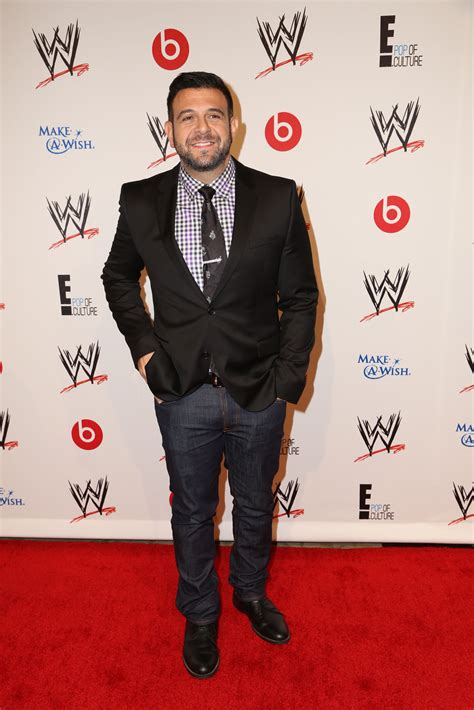 Food first debuted in 2008, viewers responded enthusiastically to the fresh format of the show, which saw host adam richman going against food programming tradition to celebrate the eating side of meals, rather than the cookery side of it. Adam Richman Bio, Wife, Weight Loss, Net Worth, Health ...