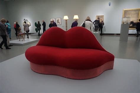 Dalí's 'mae west lips sofa' is estimated to bring between $310,000 to $500,000. Mae West lips sofa | Salvador Dalí | 1938 | Kunstdwalingen