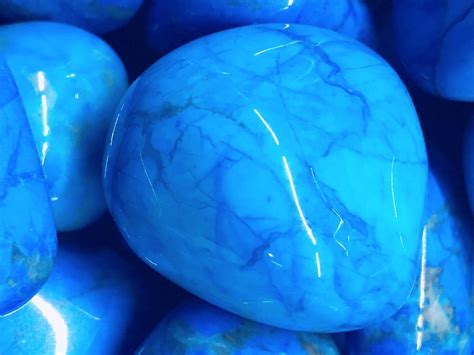 Tumbled Stones Howlite Blue Tumbled Stone 250g
