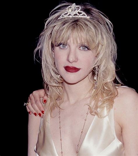 And Now 9 Cheap And Surprisingly Chic Costumes To Wear This Halloween Courtney Love