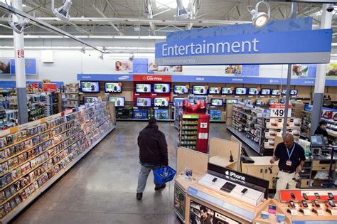 Walmart Pulls Violent Game Displays But Will Still Sell Guns
