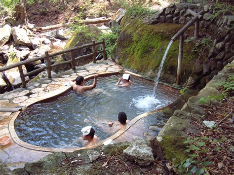 Important Things You Need To Know Before Going To A Japanese Onsen Bath