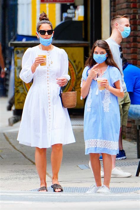 katie holmes and suri cruise step out for a stroll after lunch in new york city