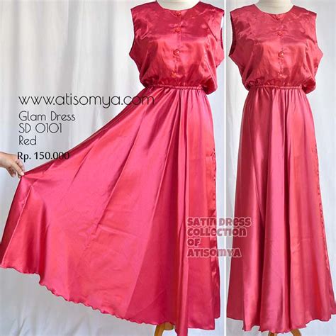 Kalau dibandingkan dengan bahan satin yang lain secara fisik kain satin ini agak berat, kaku dan mengkilap di sisi luarnya saja. Mukena Etnik Murah Berkualitas: Jual Baju Dress Hijabers ...