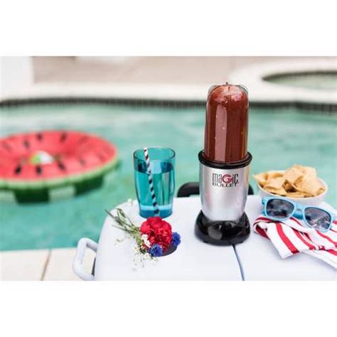Make the perfect smoothies and milkshakes, frozen cocktails, and pureed soups super easily! Buy Magic Bullet Smoothie Maker MB4-0612 Online - Shop Home Appliances on Carrefour UAE