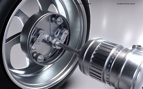 Hyundai Uni Wheel Reinvents The Wheel For Better Ev Range Capacity