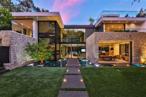 A Contemporary California Luxury Home Beverly Hills Magazine