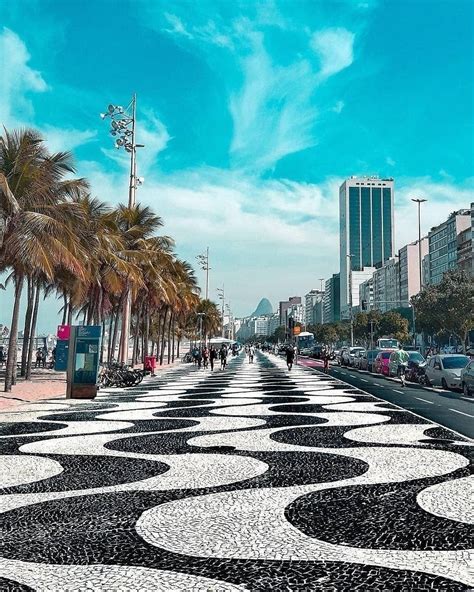 Rio De Janeiro On Instagram Coisas Que Voc N O Deve Fazer No Rio Tirar Foto Com C