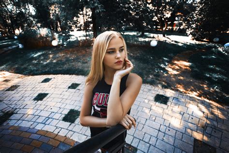 women model alla emelyanova blonde looking away straight hair women outdoors standing