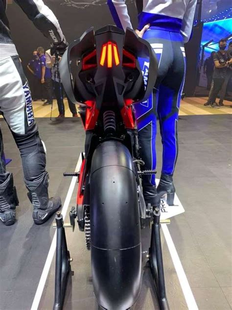 Yamaha yzf r15 v3 is available in 4 colours also. RM8,850 untuk Yamaha Y15ZR V3 2021?! Ganas Betul Lepas ...
