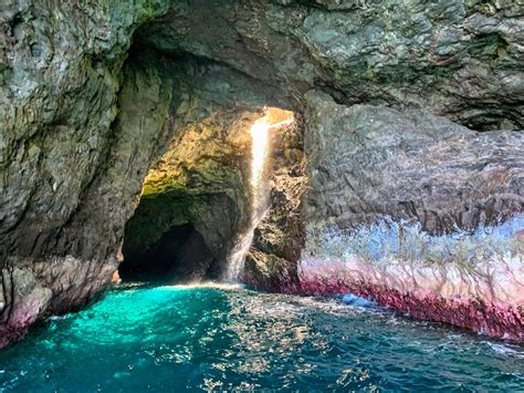 Sea Cave On The Na Pali Coast Of Kauai Hi Oc 4032 X