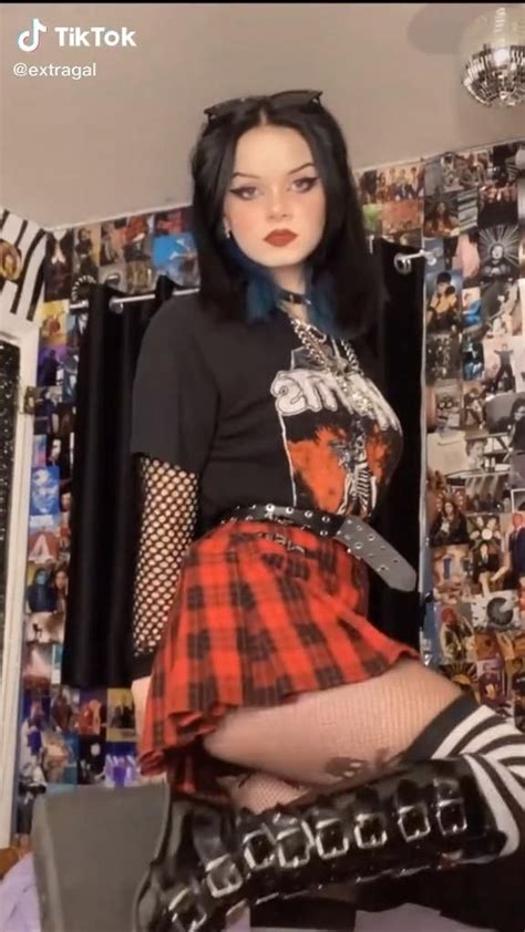 Extragal On Tiktok Modeoutfits Alternative Outfits Edgy Outfits