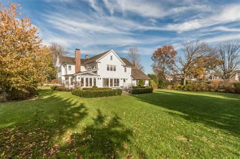 On The Market A Modern Colonial Farmhouse In Southport Fairfield Citizen