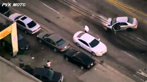 Los Angeles Police Chase Carjacking And Ends In Crash Youtube