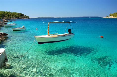 Verbunden mit dem meer auf 50m yachten. 5 Tage Kroatien in einer 4 Sterne Traumvilla am Meer für 201€