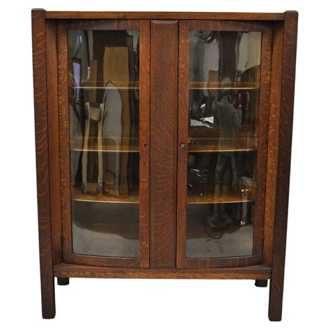 Antique Arts And Crafts Mission Oak China Cabinet Circa 1910 At 1stdibs
