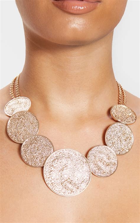 Gold Textured Multi Disc Necklace Prettylittlething Ie
