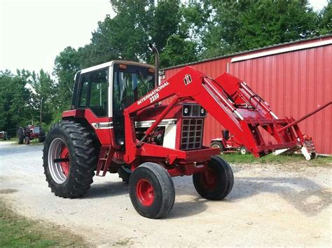 Ih 1086 Wih 2350 Loader Tractors Farmall Tractors International